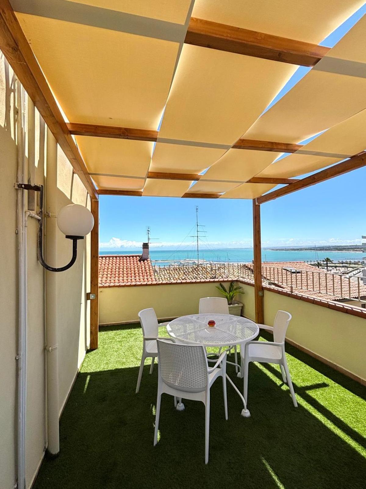 Villa Residenza Borgo Antico Termoli Exterior foto